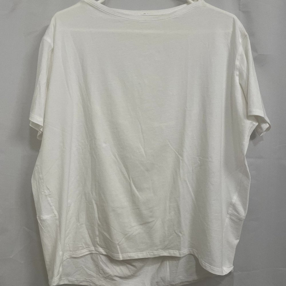 Lululemon Back In Action Short Sleeve Shirt